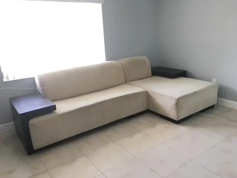 1990 NW 4th Court Miami FL 33136