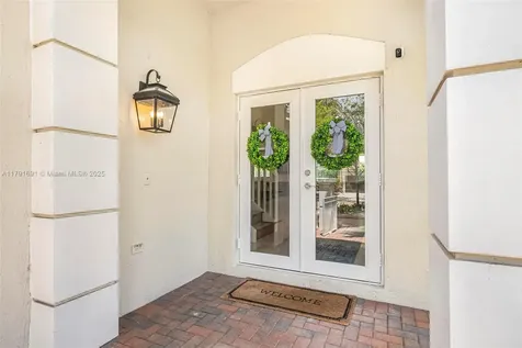 943 Golden Cane Drive Weston FL 33327