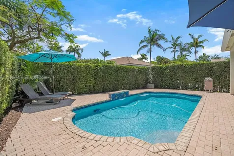 943 Golden Cane Drive Weston FL 33327
