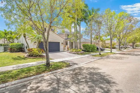 943 Golden Cane Drive Weston FL 33327