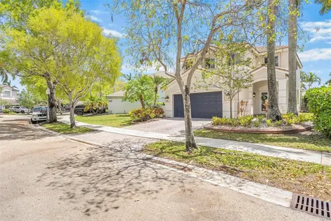 943 Golden Cane Drive Weston FL 33327