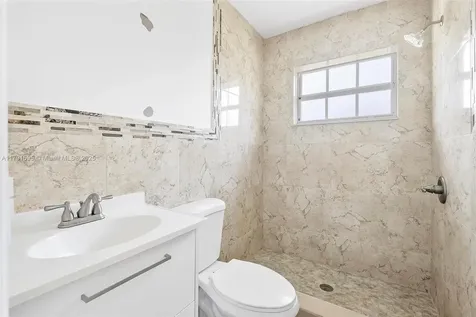 10495 SW 32nd Street Miami FL 33165