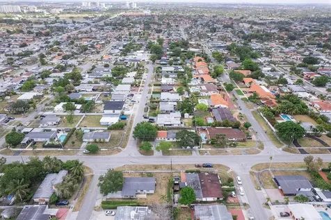10495 SW 32nd Street Miami FL 33165
