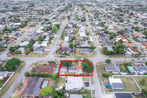 10495 SW 32nd Street Miami FL 33165