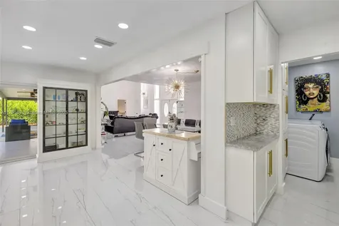 8713 NW 27th Street Coral Springs FL 33065