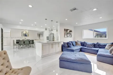 8713 NW 27th Street Coral Springs FL 33065