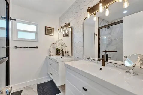 8713 NW 27th Street Coral Springs FL 33065