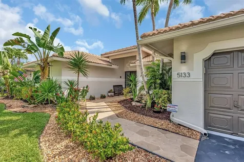 5133 N Springs Way Coral Springs FL 33076
