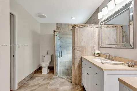 5133 N Springs Way Coral Springs FL 33076