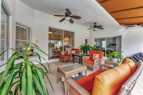 5133 N Springs Way Coral Springs FL 33076