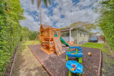 5950 SW 46th Street Miami FL 33155