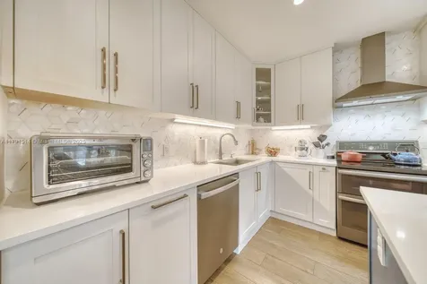 5950 SW 46th Street Miami FL 33155