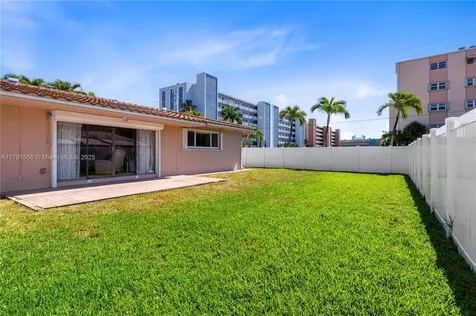 1124 NE 3rd Street Hallandale Beach FL 33009