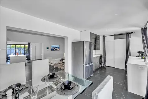 560 NW 116th Terrace Miami FL 33168