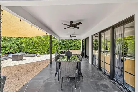 560 NW 116th Terrace Miami FL 33168