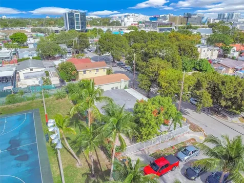 3446 NW 1st Avenue Miami FL 33127