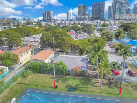 3446 NW 1st Avenue Miami FL 33127