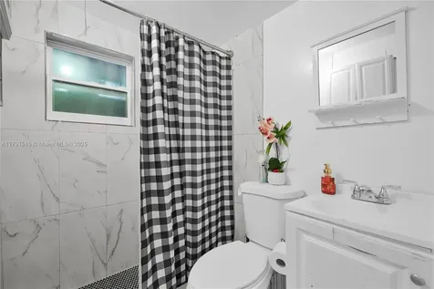 3446 NW 1st Avenue Miami FL 33127