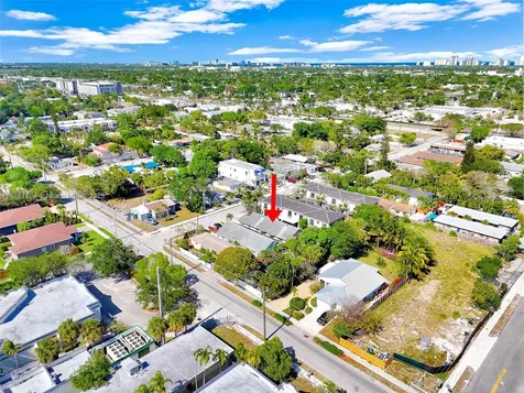 1016 NE 33rd Street Oakland Park FL 33334