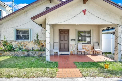 1016 NE 33rd Street Oakland Park FL 33334