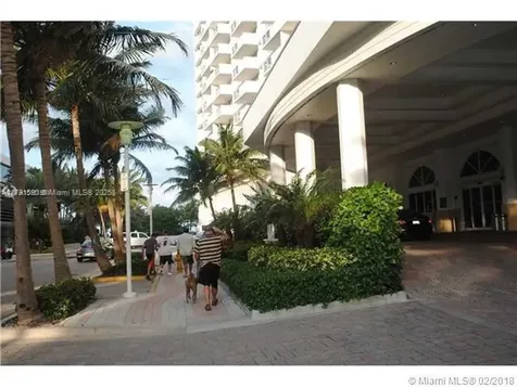100 Lincoln Road Miami Beach FL 33139