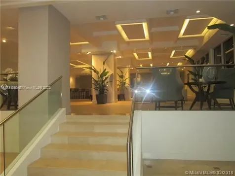 100 Lincoln Road Miami Beach FL 33139