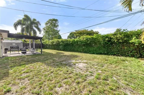 6829 NW 13th Street Plantation FL 33313