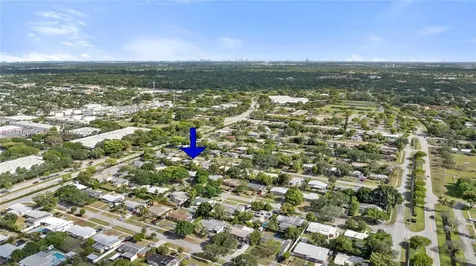 6829 NW 13th Street Plantation FL 33313