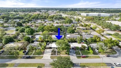 6829 NW 13th Street Plantation FL 33313