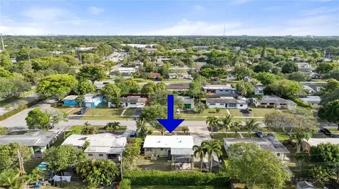 6829 NW 13th Street Plantation FL 33313