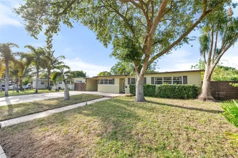 6829 NW 13th Street Plantation FL 33313