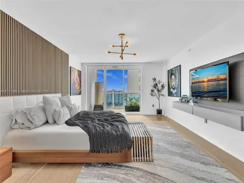 3201 NE 183rd Street Aventura FL 33160