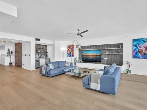 3201 NE 183rd Street Aventura FL 33160