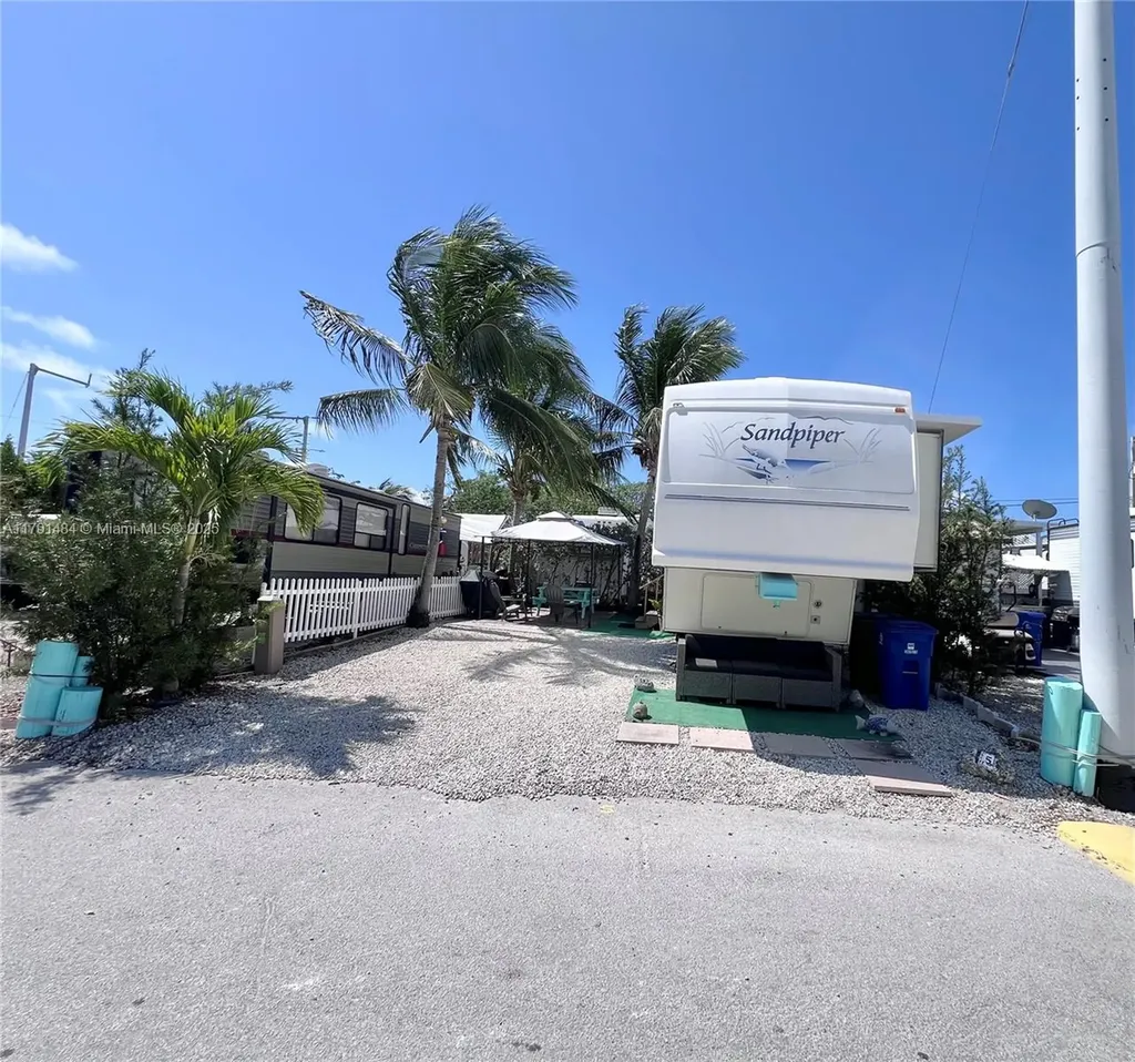 325 Calusa Street #5 Key Largo FL 33037