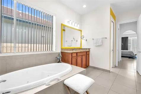 1121 SW 113th Avenue Pembroke Pines FL 33025