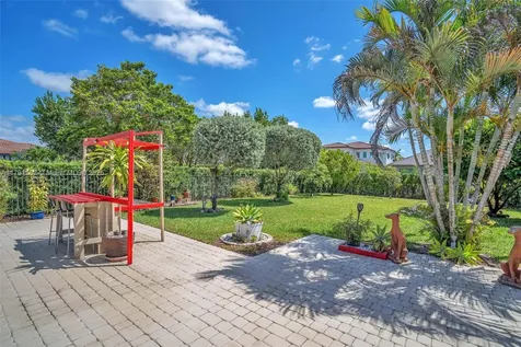 1121 SW 113th Avenue Pembroke Pines FL 33025