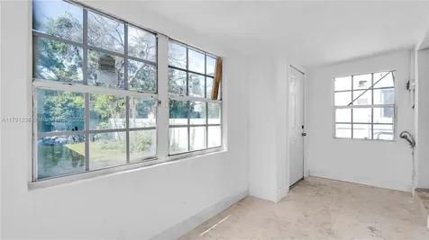 724 NW 77th Street Miami FL 33150