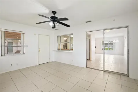 5810 NW 82nd Terrace Tamarac FL 33321