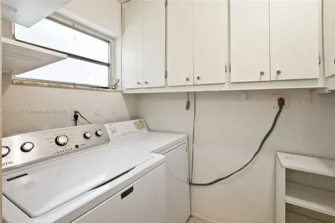 5810 NW 82nd Terrace Tamarac FL 33321