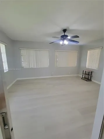 5810 NW 82nd Terrace Tamarac FL 33321