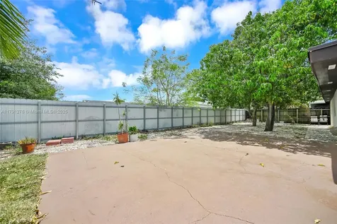 20431 NW 46th Avenue Miami Gardens FL 33055