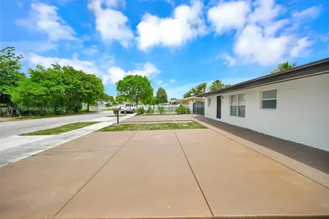 20431 NW 46th Avenue Miami Gardens FL 33055