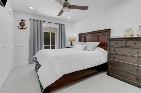 172 Plantation Circle Naples FL 34104