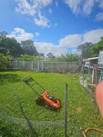 3028 NW 95th Street Miami FL 33147