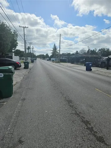 3028 NW 95th Street Miami FL 33147