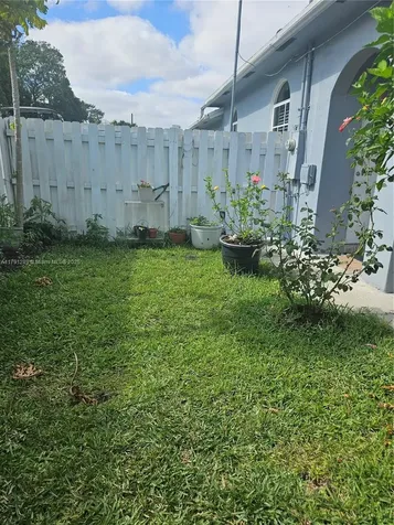3028 NW 95th Street Miami FL 33147