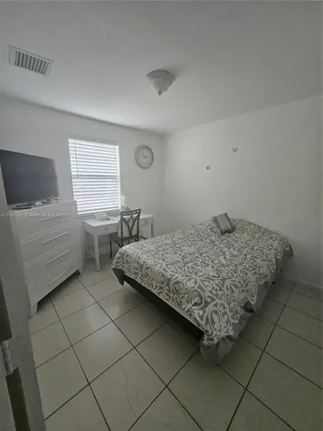 3028 NW 95th Street Miami FL 33147