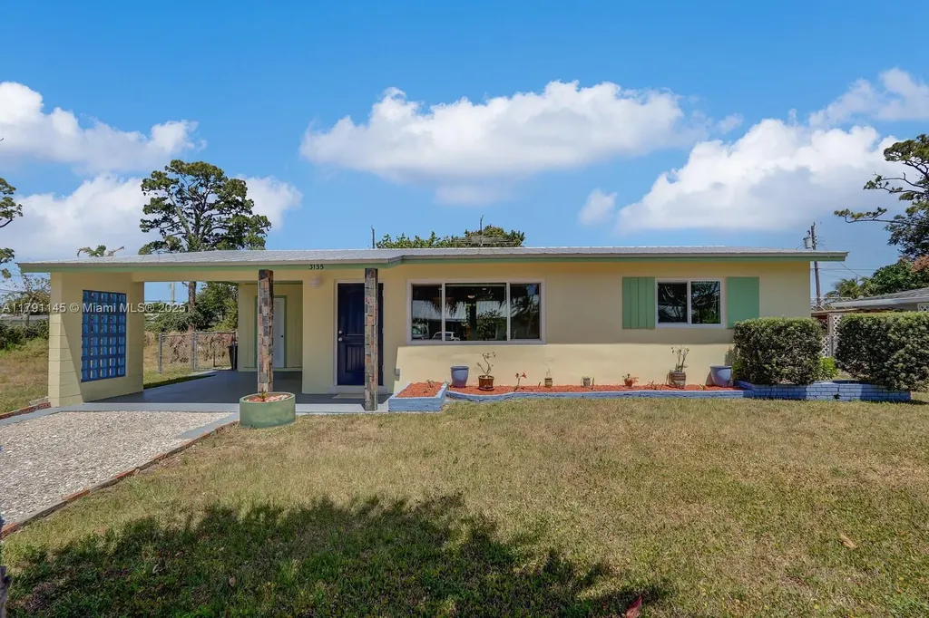 3135 SE Mimosa Street Stuart FL 34997