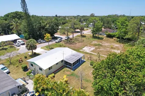 3135 SE Mimosa Street Stuart FL 34997