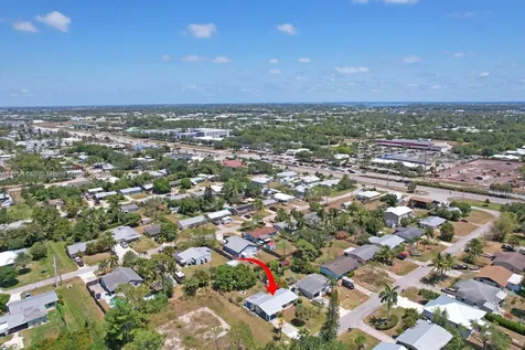 3135 SE Mimosa Street Stuart FL 34997
